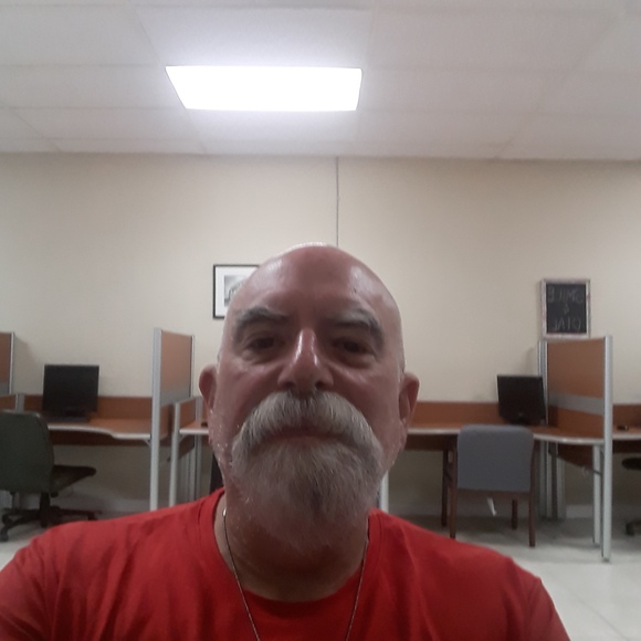 Meet your Posher, David - Picture 1 of 1